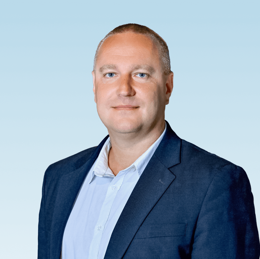 Головний виконавчий директор